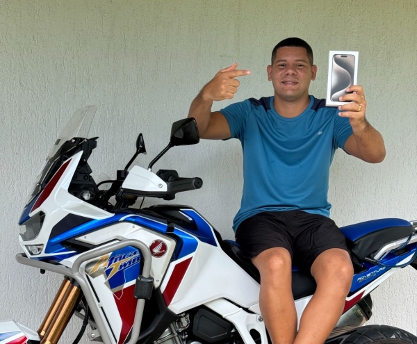 IPHONE 15 PRO MAX OU 5 MIL