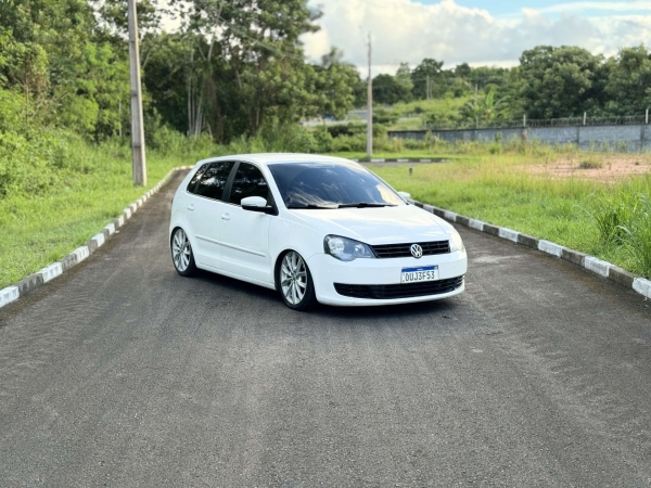 POLO 1.6 COMPLETO com SUSPENSÃO A AR e RODAS ARO 17 ou 30 MIL