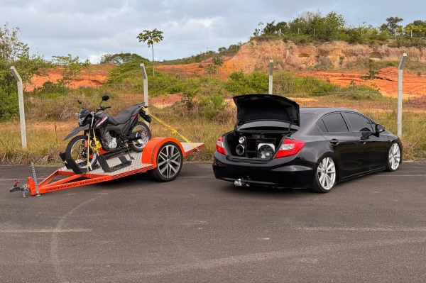 HONDA CIVIC com som, suspensão a ar e rodas aro 20 + BROS 2025 de brinde (leia a descrição para saber as condições para ganhar a moto)